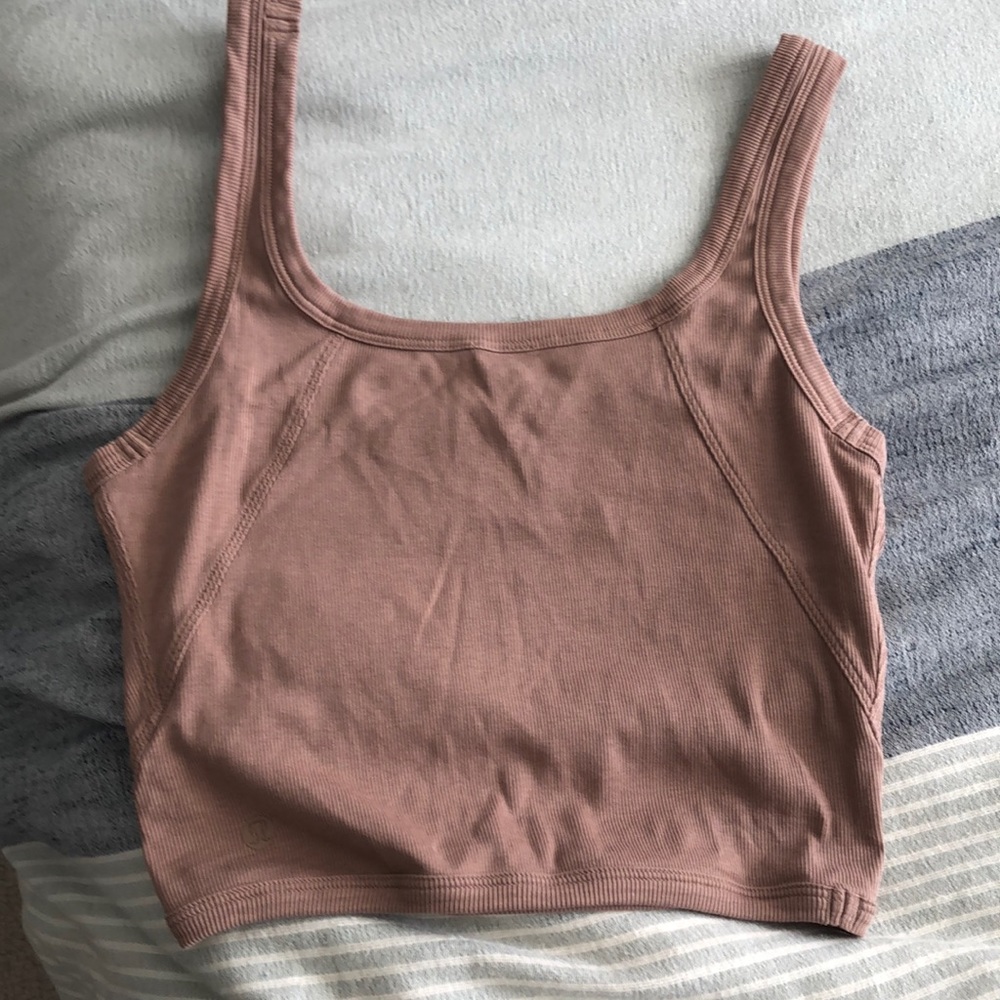 Brown lululemon cropped tank worn once size 8